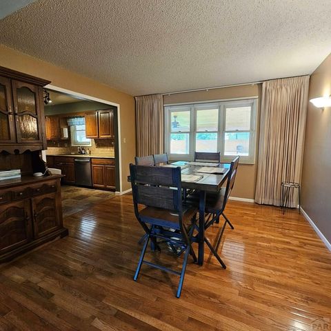 2114 Rangeview Dr, Pueblo, CO 81008