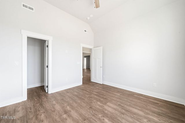 287 Old Island Trail, Kingsport, TN 37664