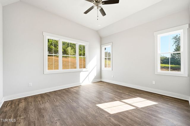 287 Old Island Trail, Kingsport, TN 37664