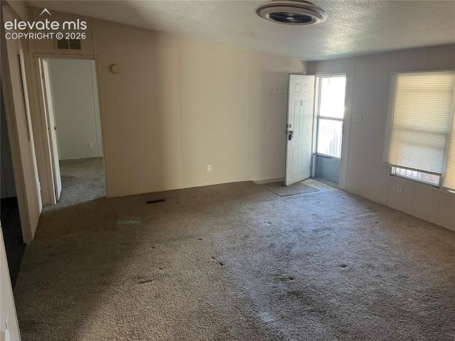 271 E Countryside Drive, Pueblo West, CO 81007