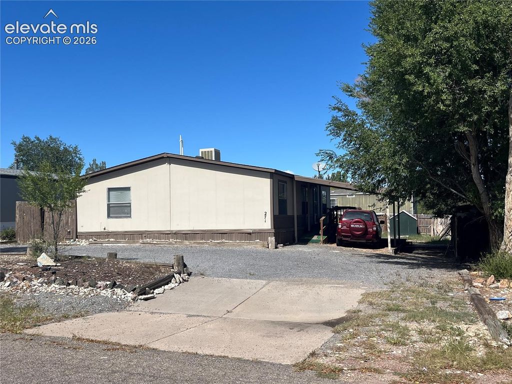 271 E Countryside Drive, Pueblo West, CO 81007 — photo 2