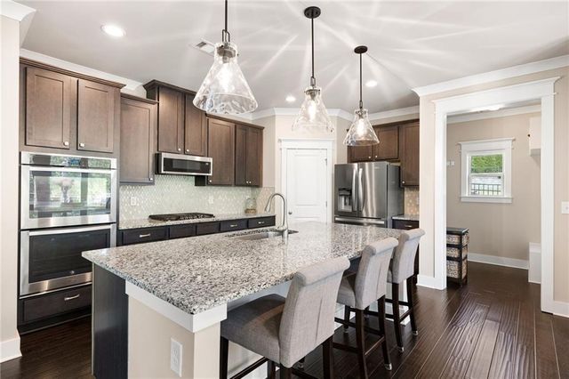 413 Ridgeway Lane, Canton, GA 30114