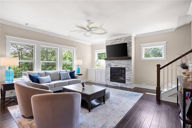 413 Ridgeway Lane, Canton, GA 30114
