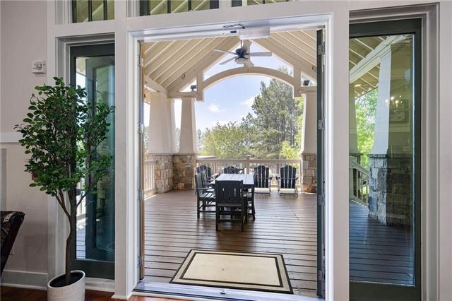 413 Ridgeway Lane, Canton, GA 30114