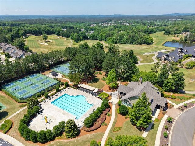 413 Ridgeway Lane, Canton, GA 30114
