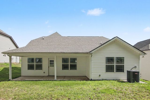 273 Green Hills Dr, Springfield, TN 37172