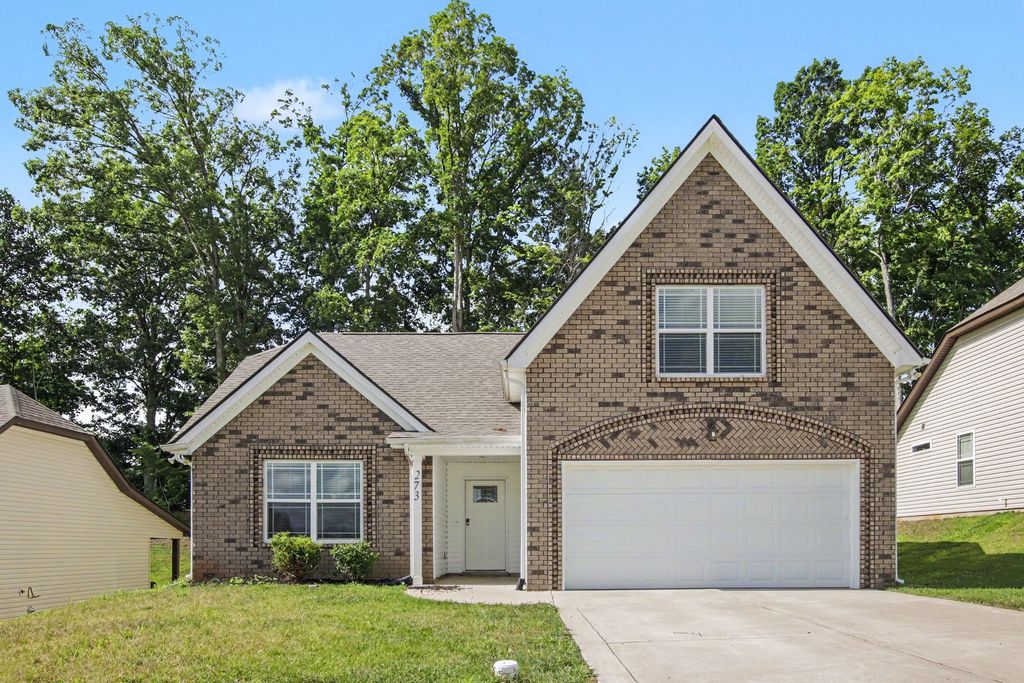 273 Green Hills Dr, Springfield, TN 37172