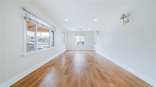 6443 Agnes Avenue, North Hollywood, CA 91606