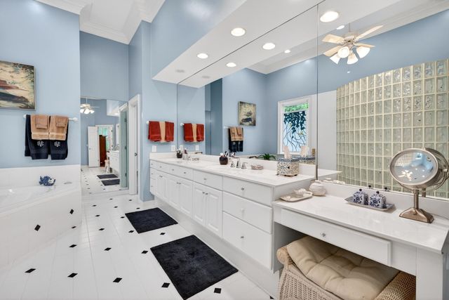164 Jutland Ln., Georgetown, SC 29440