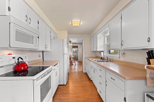 914 RASMUSSEN PLACE, Green Bay, WI 54304
