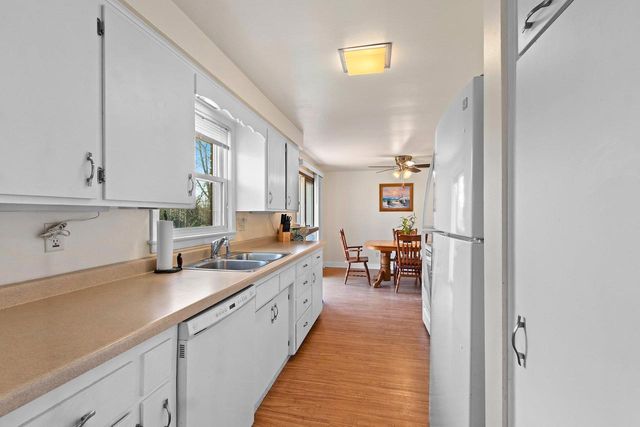914 RASMUSSEN PLACE, Green Bay, WI 54304