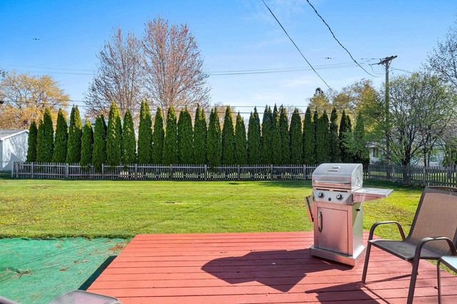914 RASMUSSEN PLACE, Green Bay, WI 54304