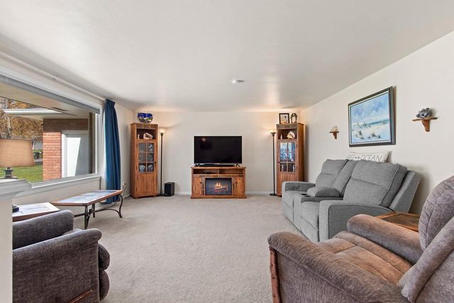 914 RASMUSSEN PLACE, Green Bay, WI 54304