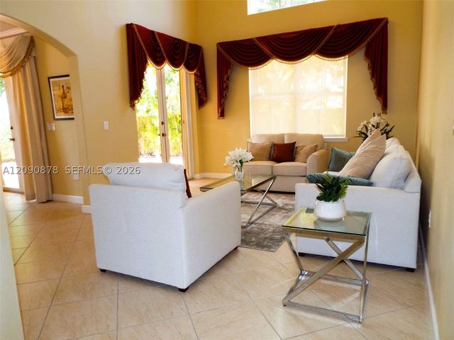 6042 SW 163rd Ave, Miami, FL 33193