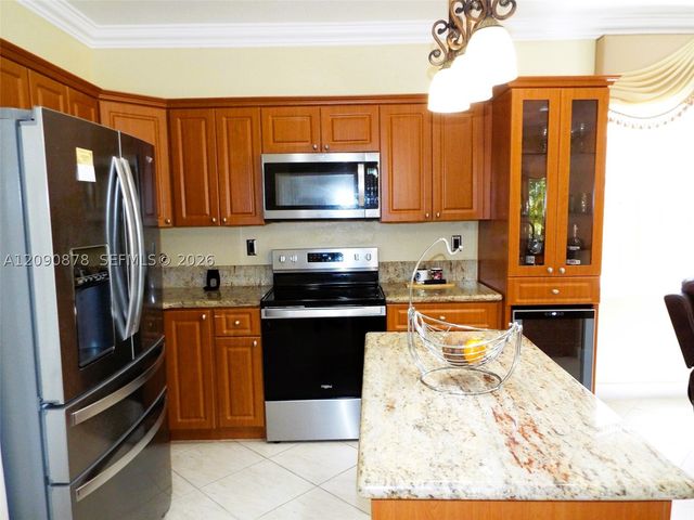 6042 SW 163rd Ave, Miami, FL 33193