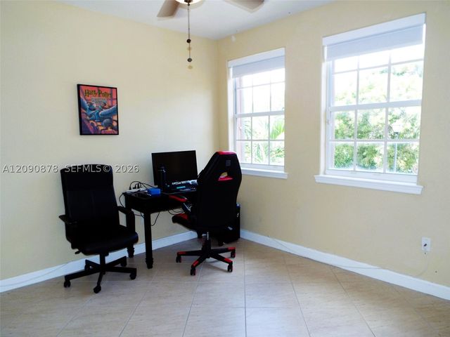 6042 SW 163rd Ave, Miami, FL 33193