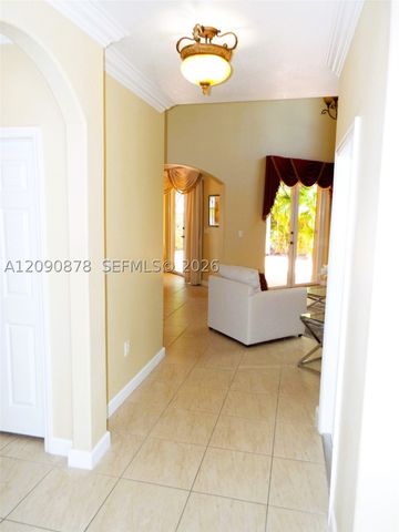 6042 SW 163rd Ave, Miami, FL 33193