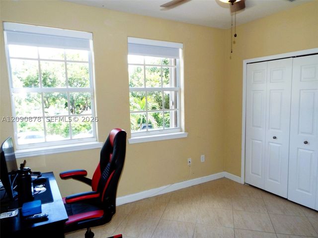 6042 SW 163rd Ave, Miami, FL 33193
