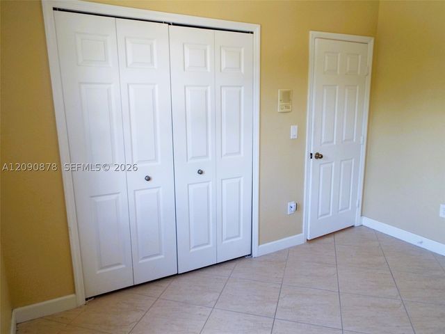 6042 SW 163rd Ave, Miami, FL 33193