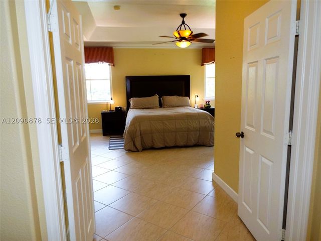 6042 SW 163rd Ave, Miami, FL 33193