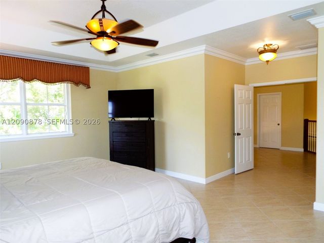 6042 SW 163rd Ave, Miami, FL 33193