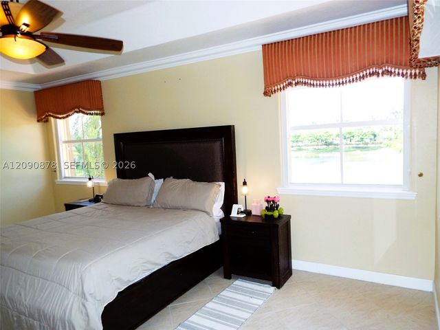 6042 SW 163rd Ave, Miami, FL 33193