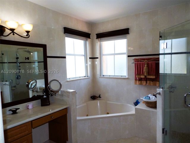 6042 SW 163rd Ave, Miami, FL 33193