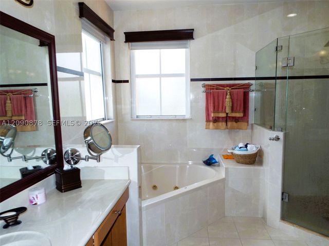 6042 SW 163rd Ave, Miami, FL 33193