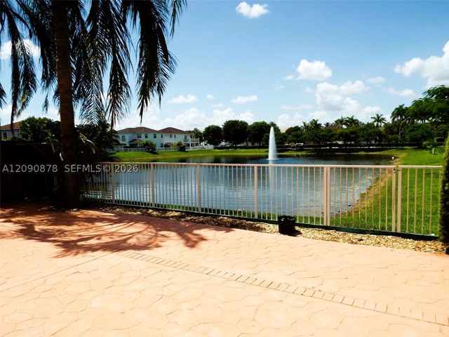 6042 SW 163rd Ave, Miami, FL 33193