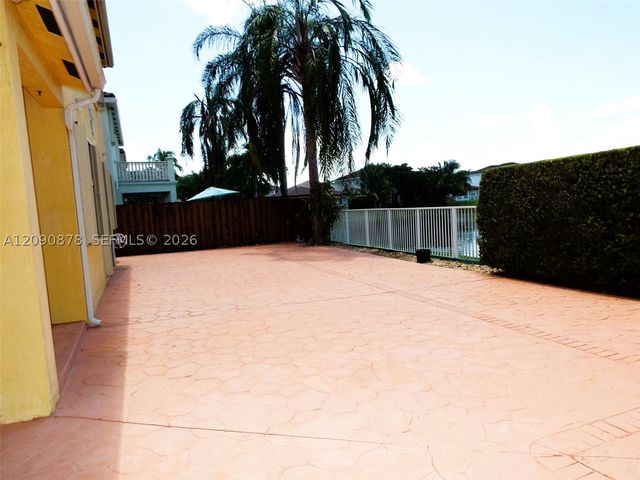 6042 SW 163rd Ave, Miami, FL 33193