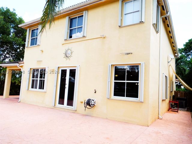 6042 SW 163rd Ave, Miami, FL 33193