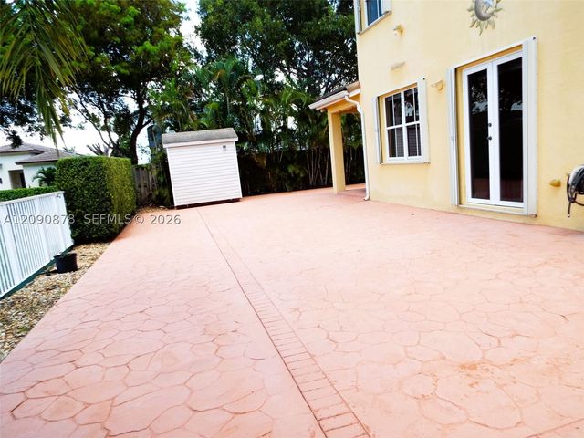6042 SW 163rd Ave, Miami, FL 33193