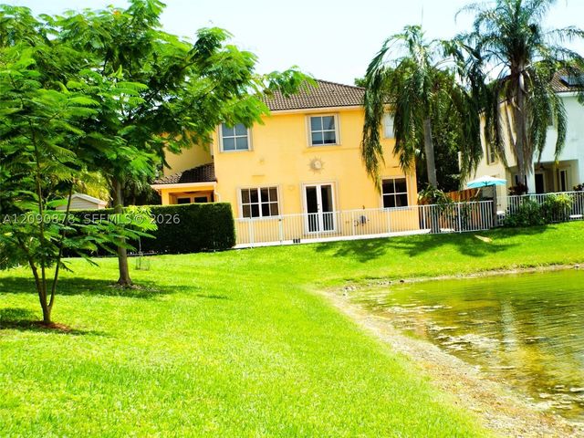 6042 SW 163rd Ave, Miami, FL 33193