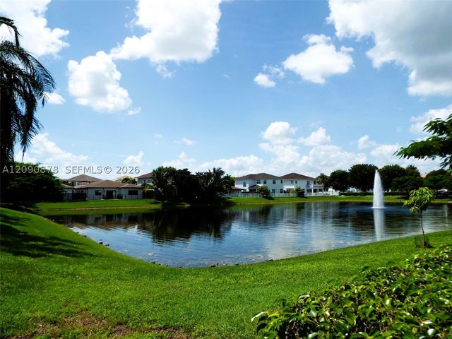 6042 SW 163rd Ave, Miami, FL 33193