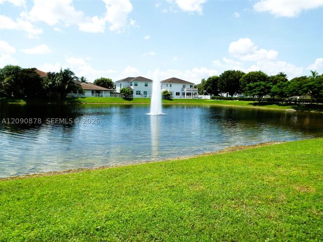 6042 SW 163rd Ave, Miami, FL 33193