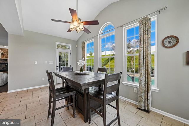 338 MEADOW CREEK DR, Westminster, MD 21158