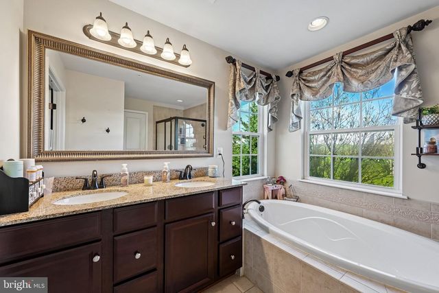 338 MEADOW CREEK DR, Westminster, MD 21158