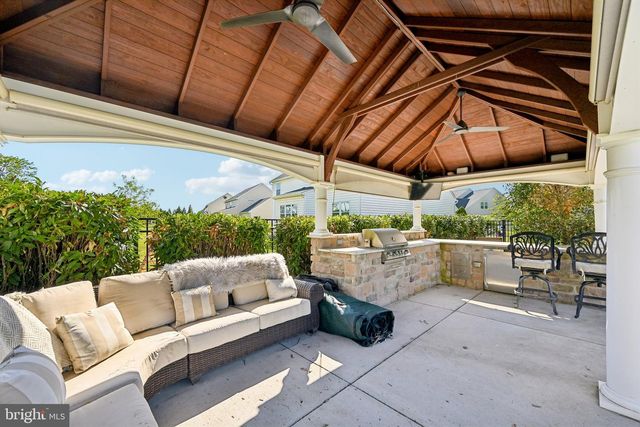 338 MEADOW CREEK DR, Westminster, MD 21158