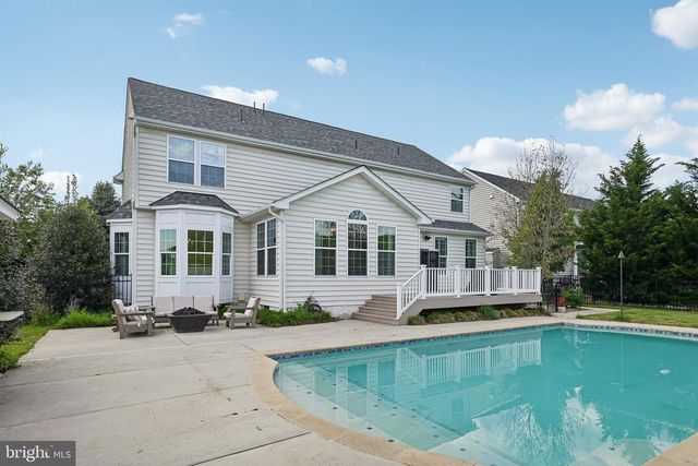 338 MEADOW CREEK DR, Westminster, MD 21158