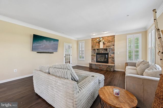 338 MEADOW CREEK DR, Westminster, MD 21158