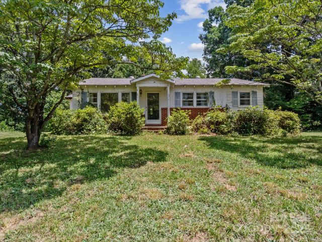 859 Stacy Hill Road, Nebo, NC 28761