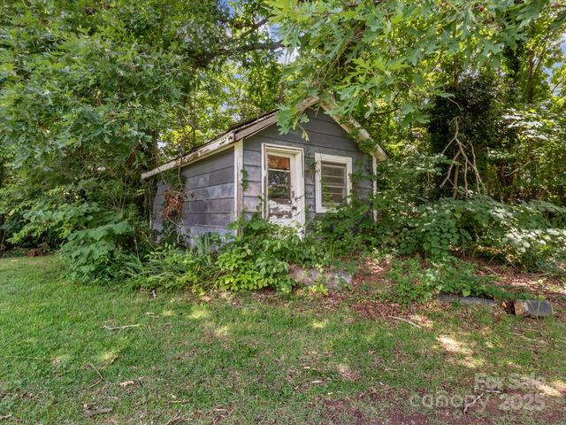 859 Stacy Hill Road, Nebo, NC 28761