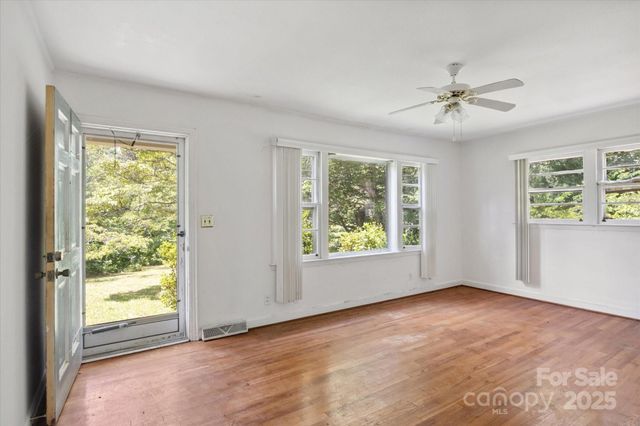 859 Stacy Hill Road, Nebo, NC 28761