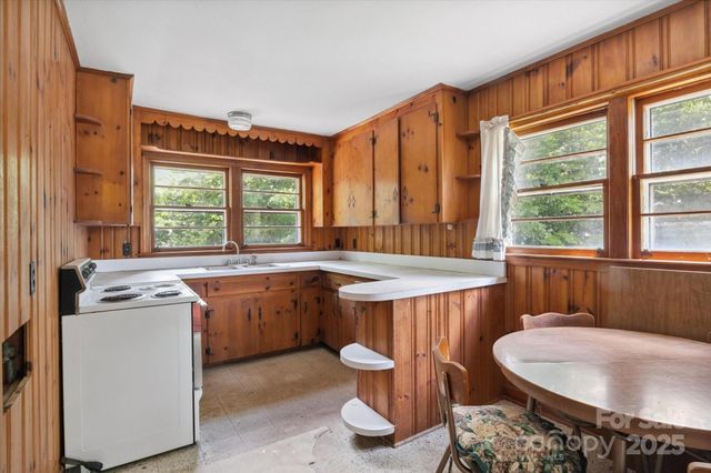 859 Stacy Hill Road, Nebo, NC 28761