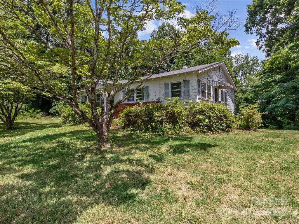 859 Stacy Hill Road, Nebo, NC 28761