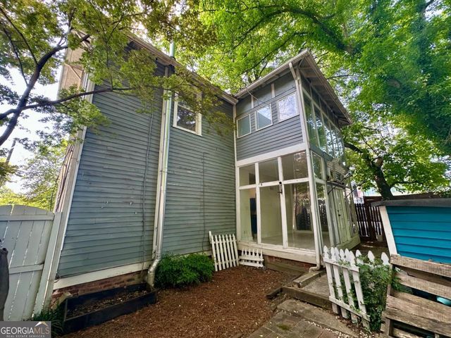 710 Lakeview Avenue NE, Atlanta, GA 30308