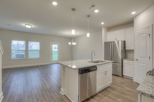 1705 Tahoma Dr, Lebanon, TN 37087