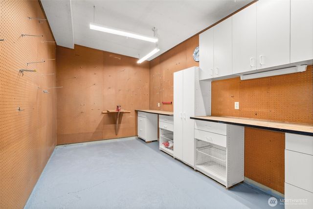 2403 Elliott Avenue NW, Olympia, WA 98502