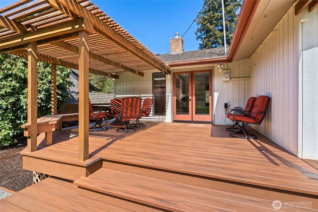 2403 Elliott Avenue NW, Olympia, WA 98502