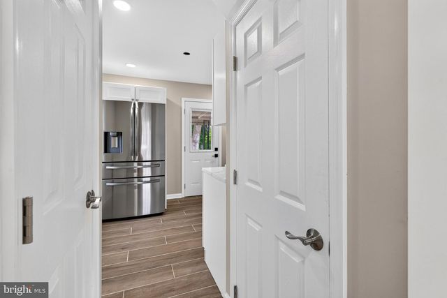 1132 STEPHEN DR, Middle River, MD 21220